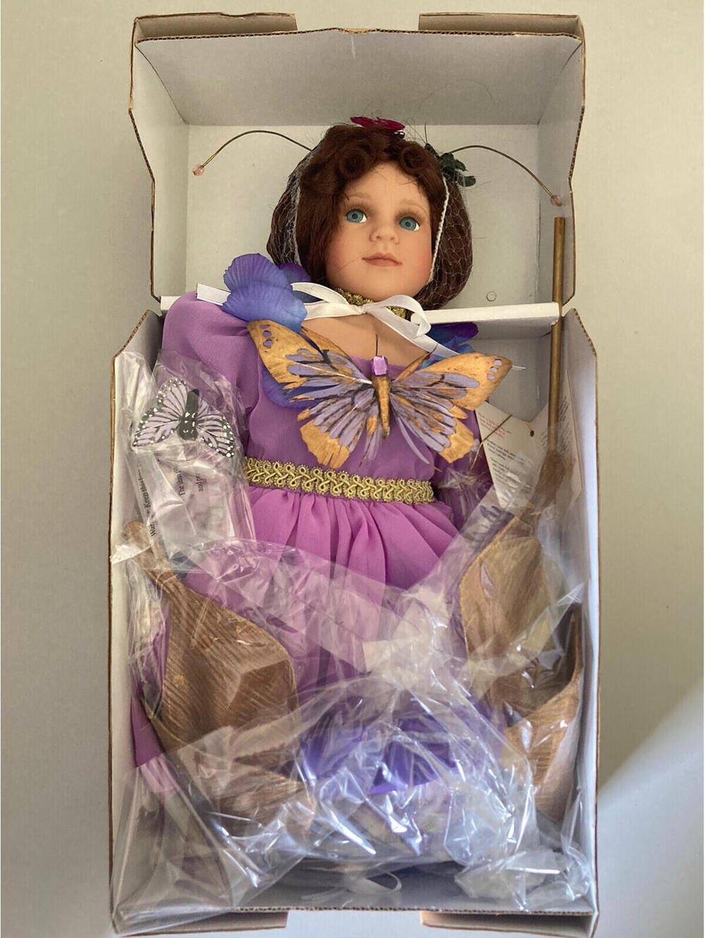 NEW In Box Paradise Galleries Treasury Collection 'Amethyst Allure" w/ COA